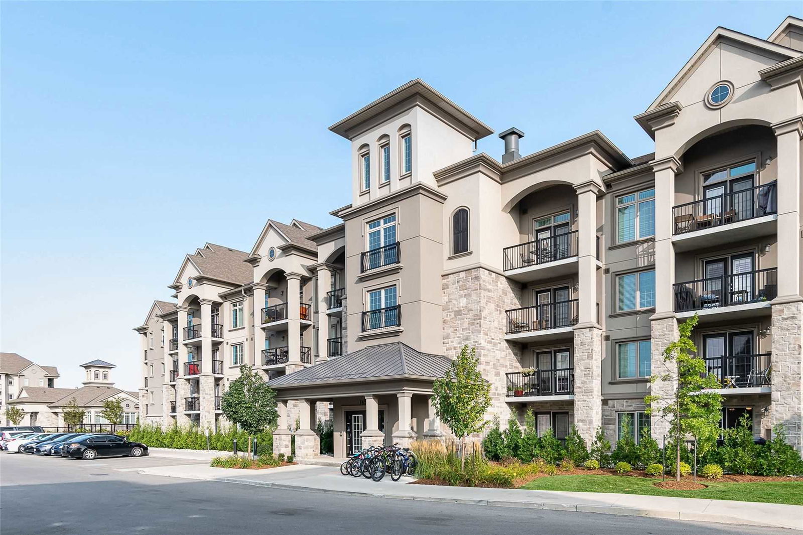 The Courtyards on Main Condos, Milton, Toronto