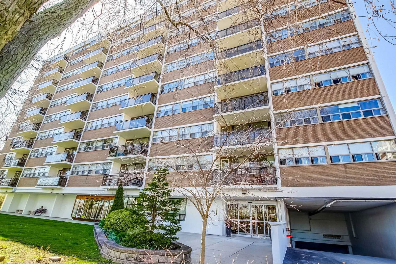 Arbour Glen Condos, Oakville, Toronto