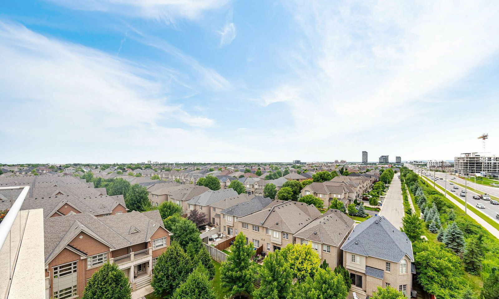 Skyline — Emporium Condos, Oakville, Toronto