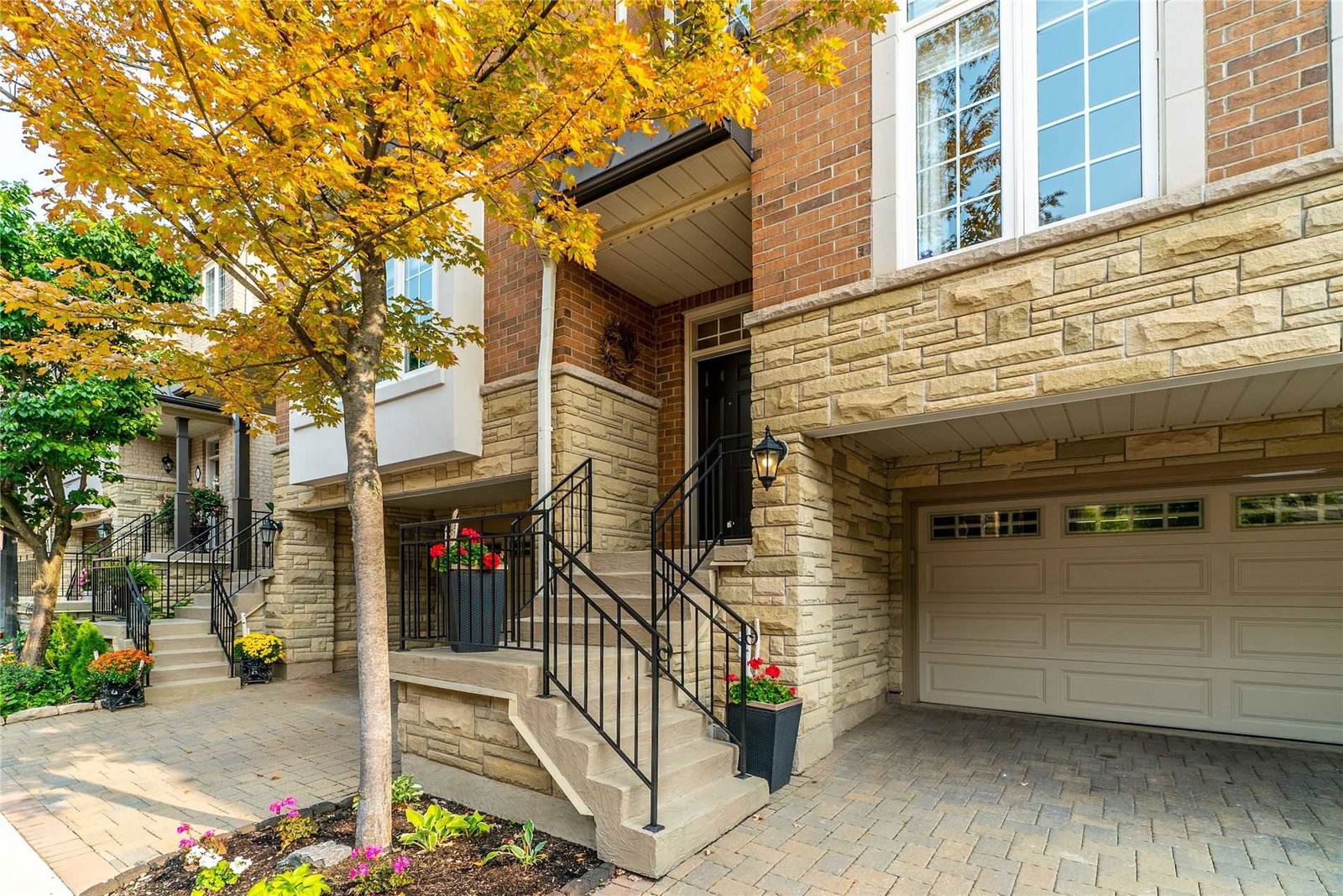 Forest Ridge Townhomes, Oakville, Toronto