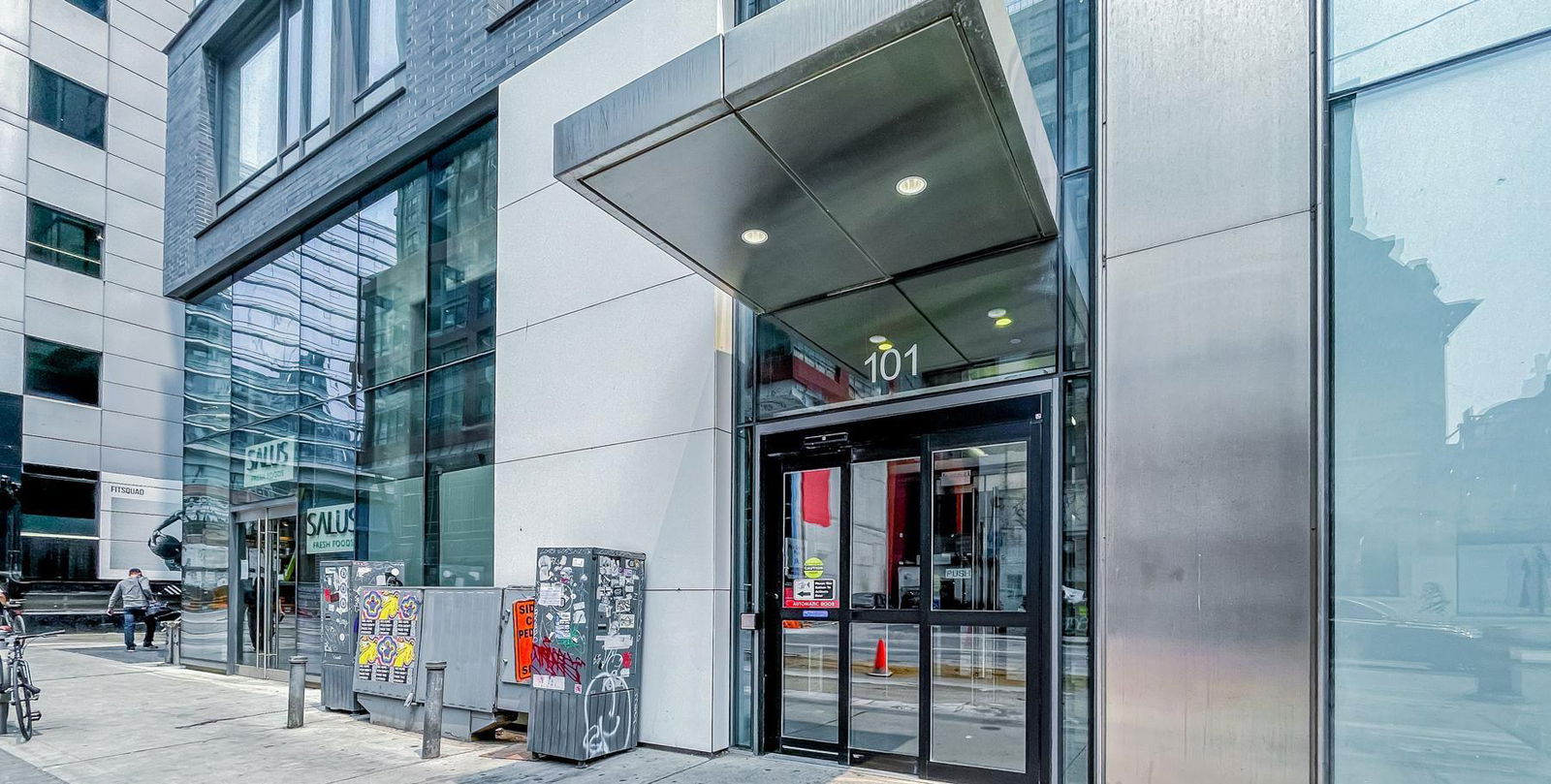 Entrance — Peter Street Condos, Downtown, Toronto