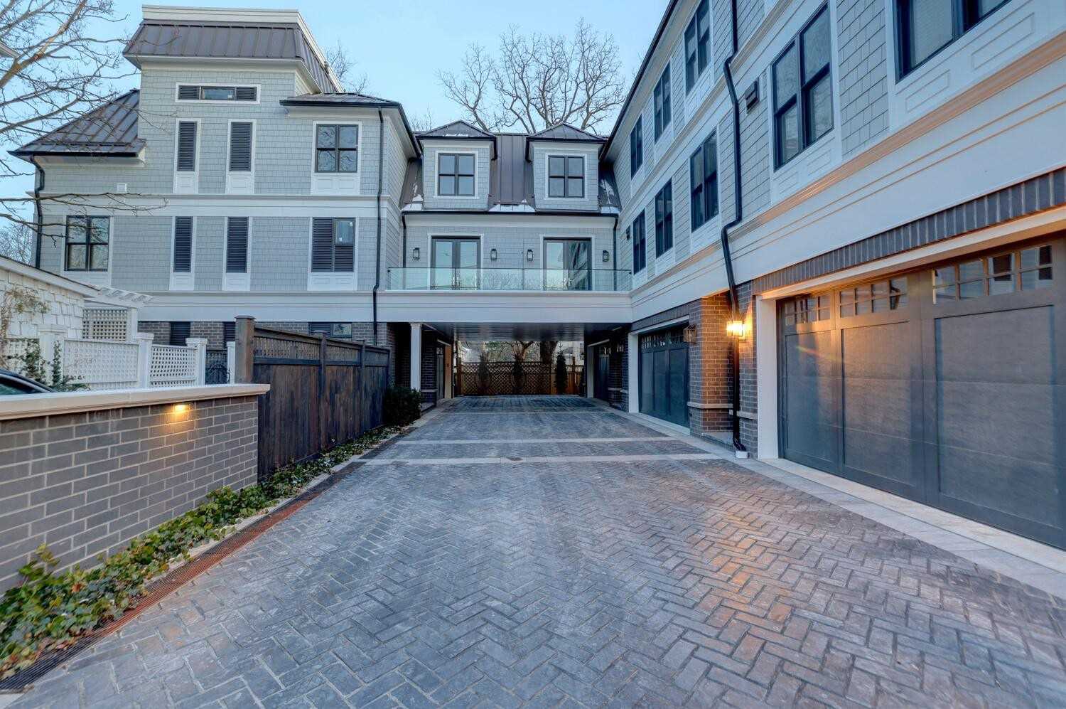 The Cabot Townhomes, Oakville, Toronto