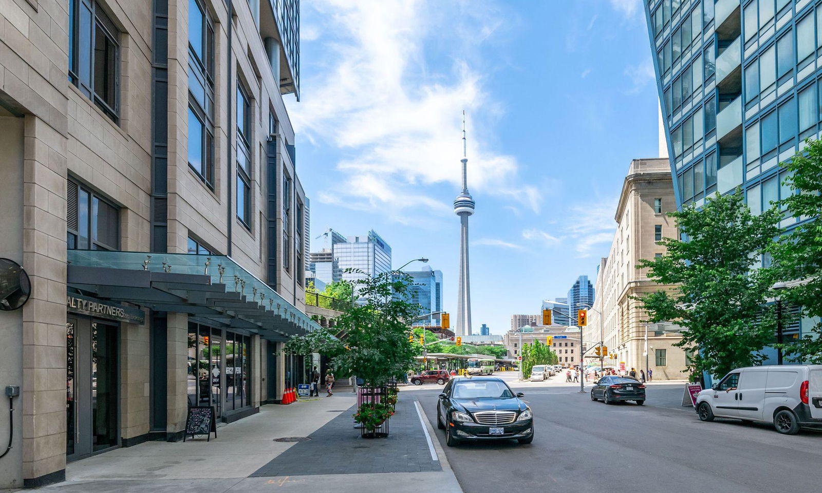 Exterior — The Esplanade, Downtown, Toronto