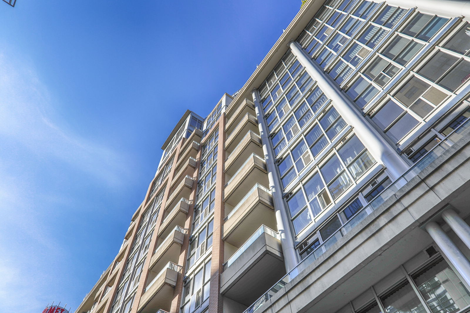 Exterior Sky — Icon I Condos, Downtown, Toronto