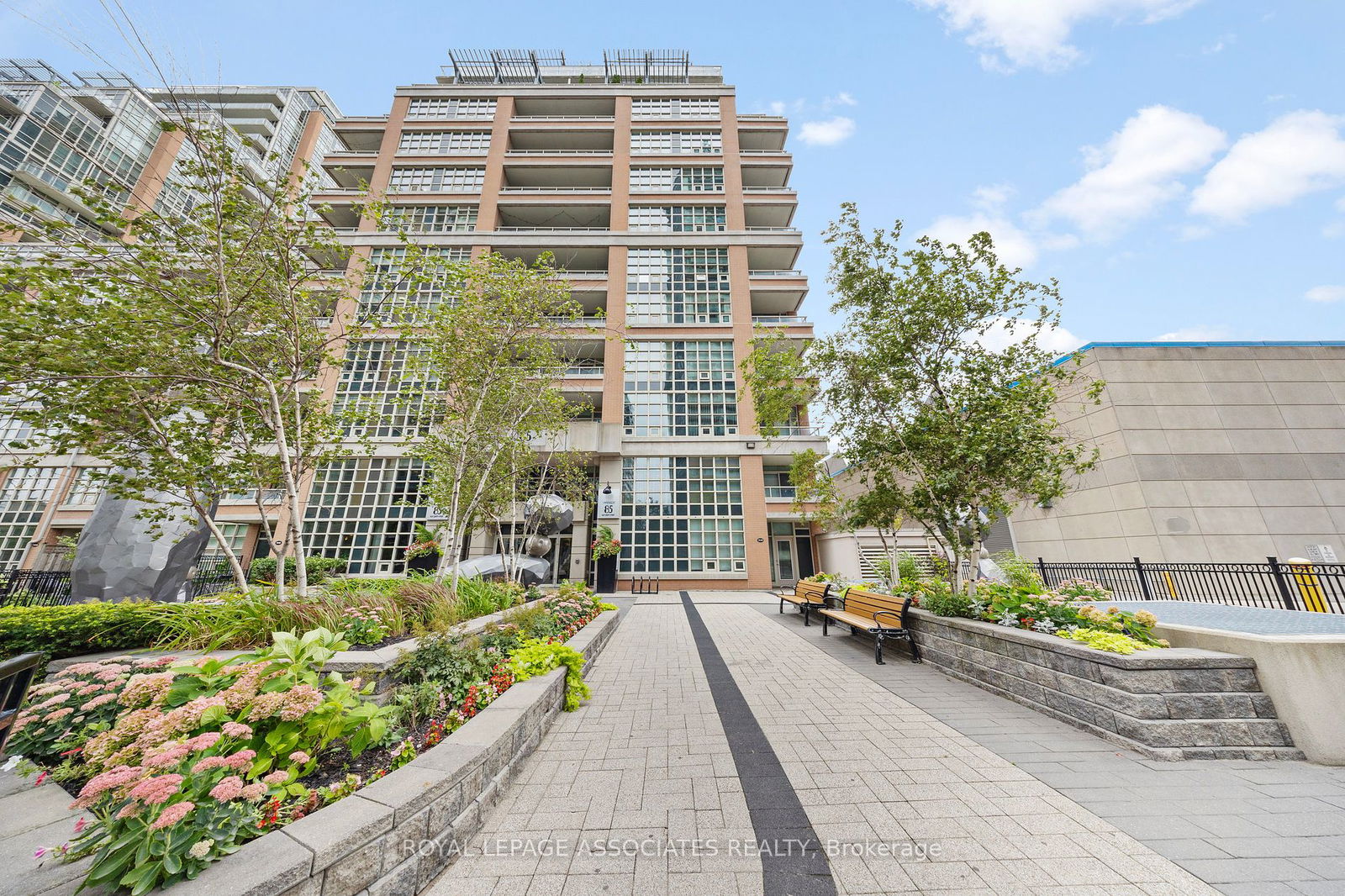 Liberty Lakeview Towers, West End, Toronto