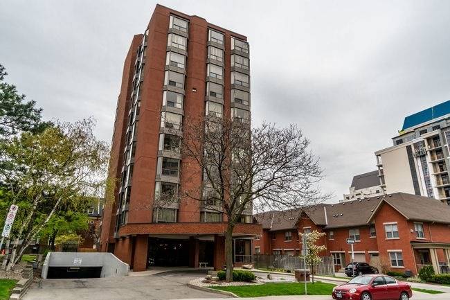 49 Robinson Street Condos, Hamilton, Toronto