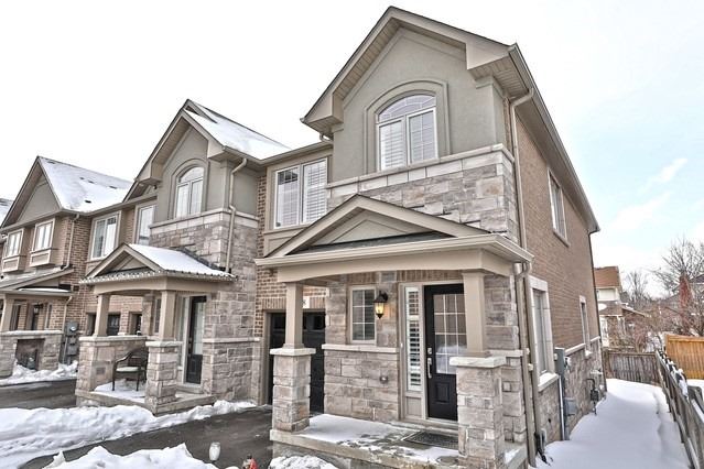 Bohemian Townhomes, Hamilton, Toronto