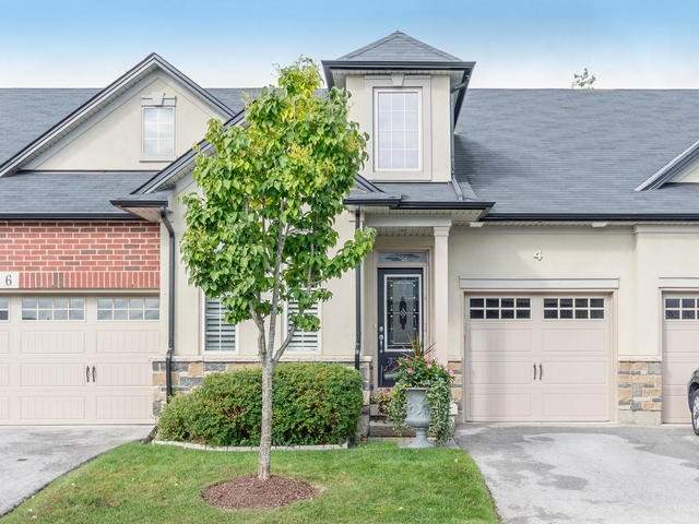 Bungalows of Ancaster South Townhomes