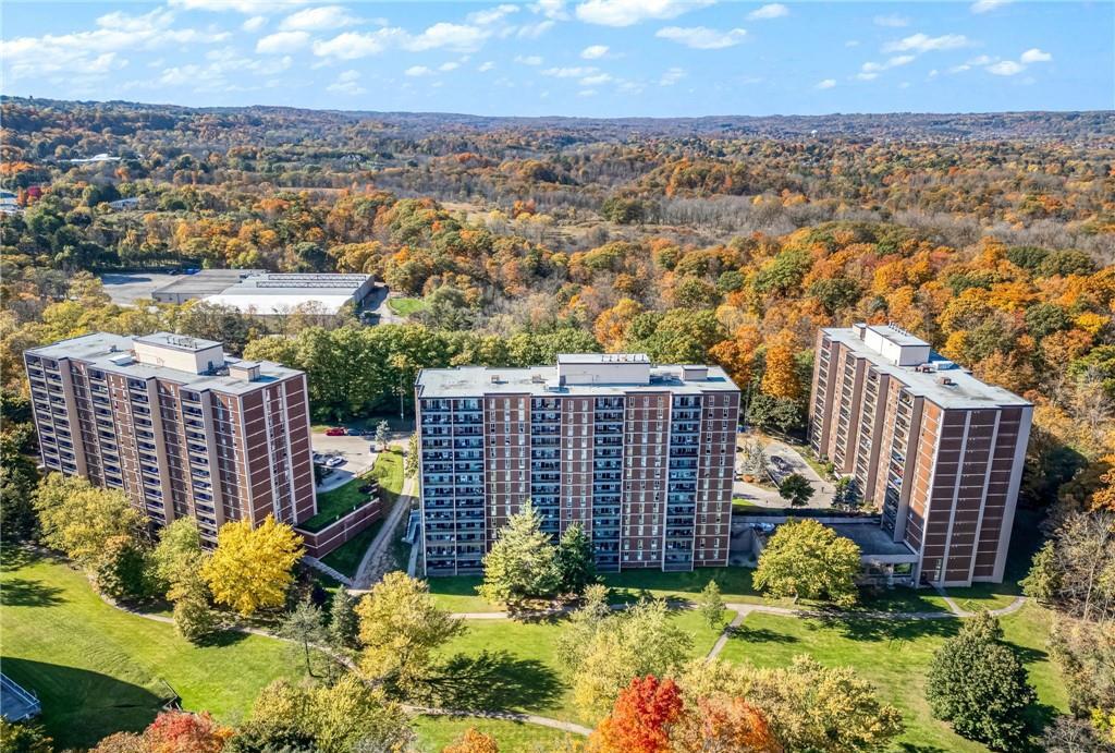 Forest Glen Condominiums, Hamilton, Toronto