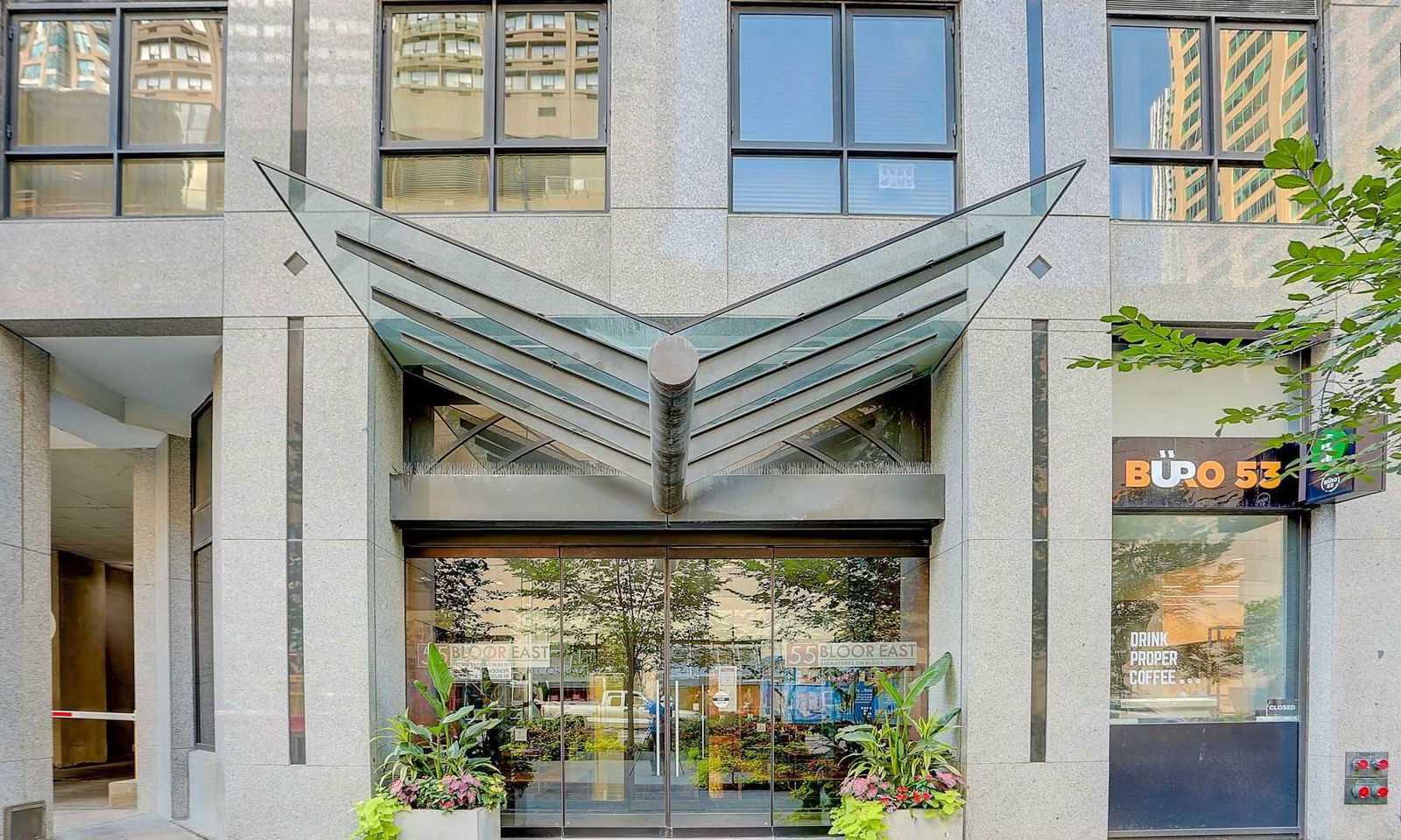 Entrance — Signatures on Bloor, Downtown, Toronto