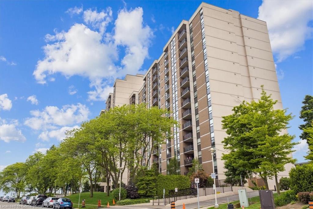 Exterior Side — The Shoreliner Condos, Hamilton, Toronto