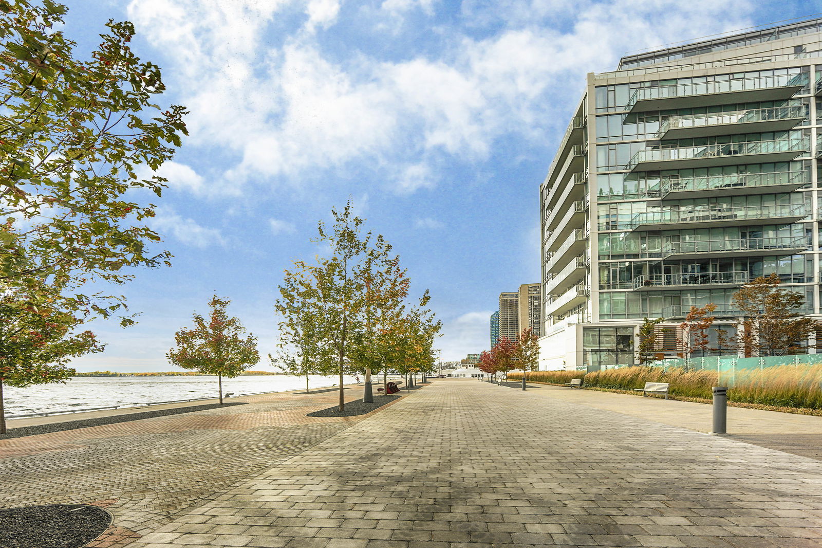 Pier 27 Phase II Condos, Downtown, Toronto