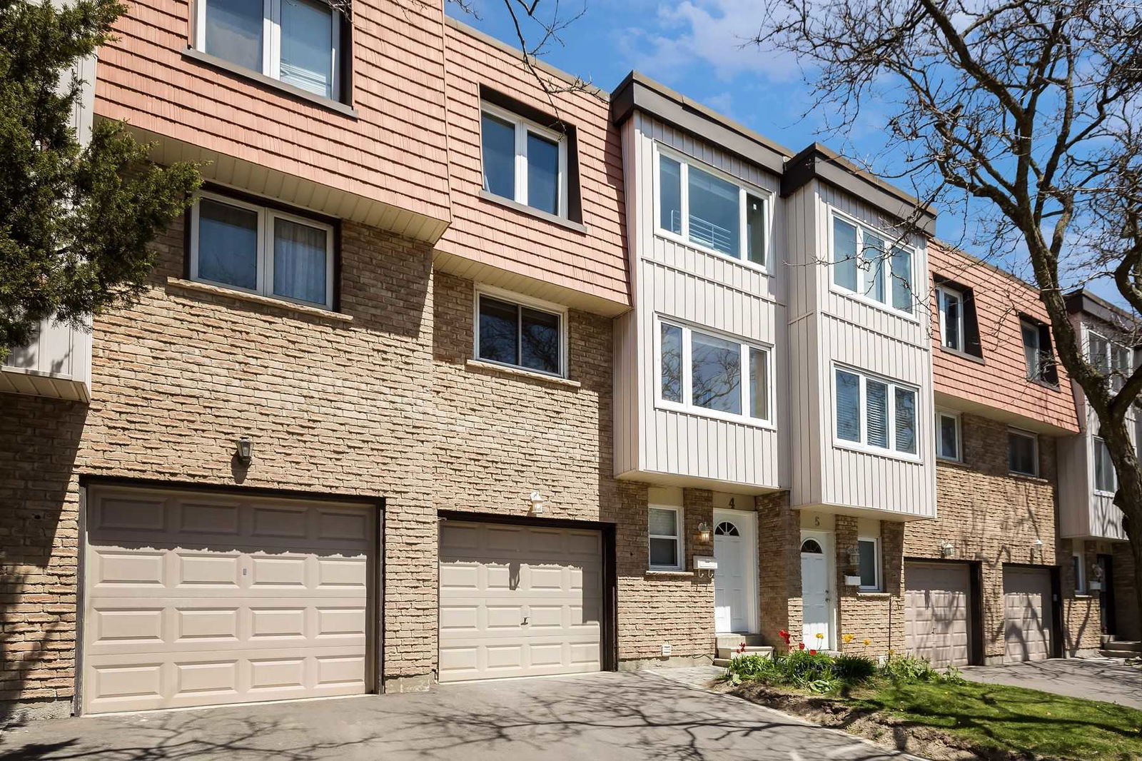 15 Guildwood Parkway Townhomes, Scarborough, Toronto