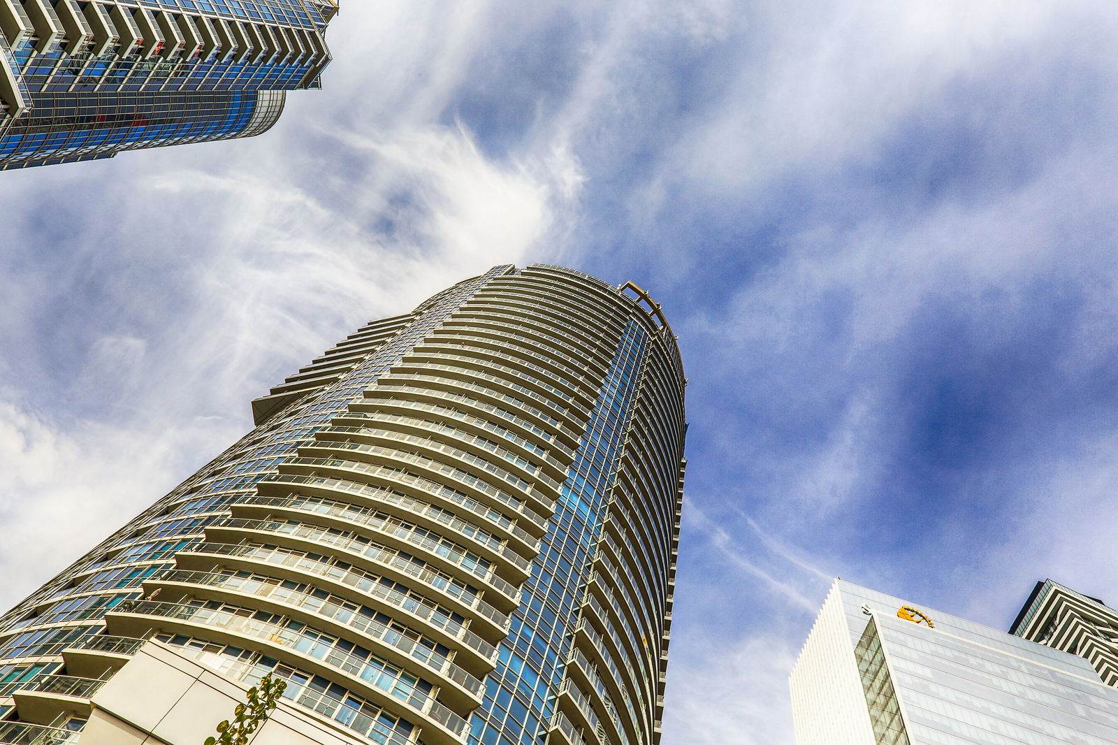 Exterior Sky — Waterclub I Condos, Downtown, Toronto