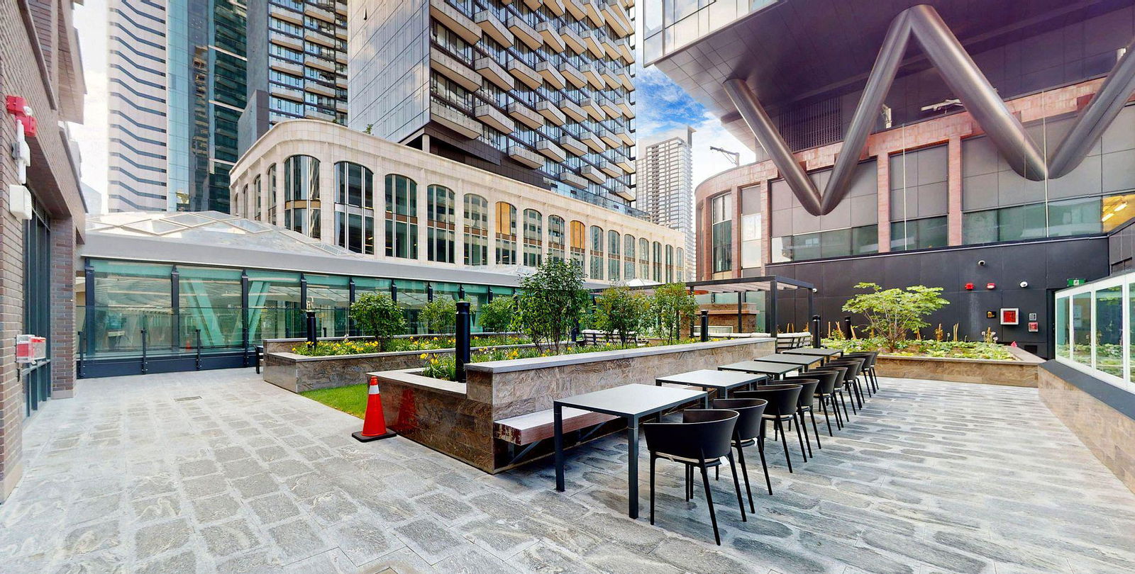 Patio — The Signature Series at the Well, Downtown, Toronto