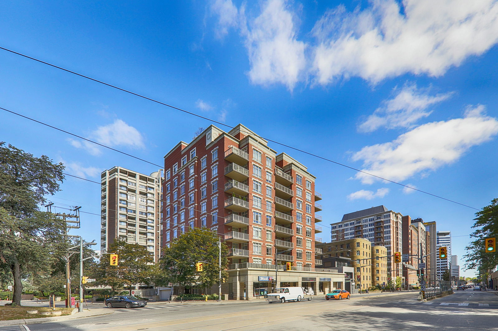 Exterior — Deer Park Residences, Midtown, Toronto