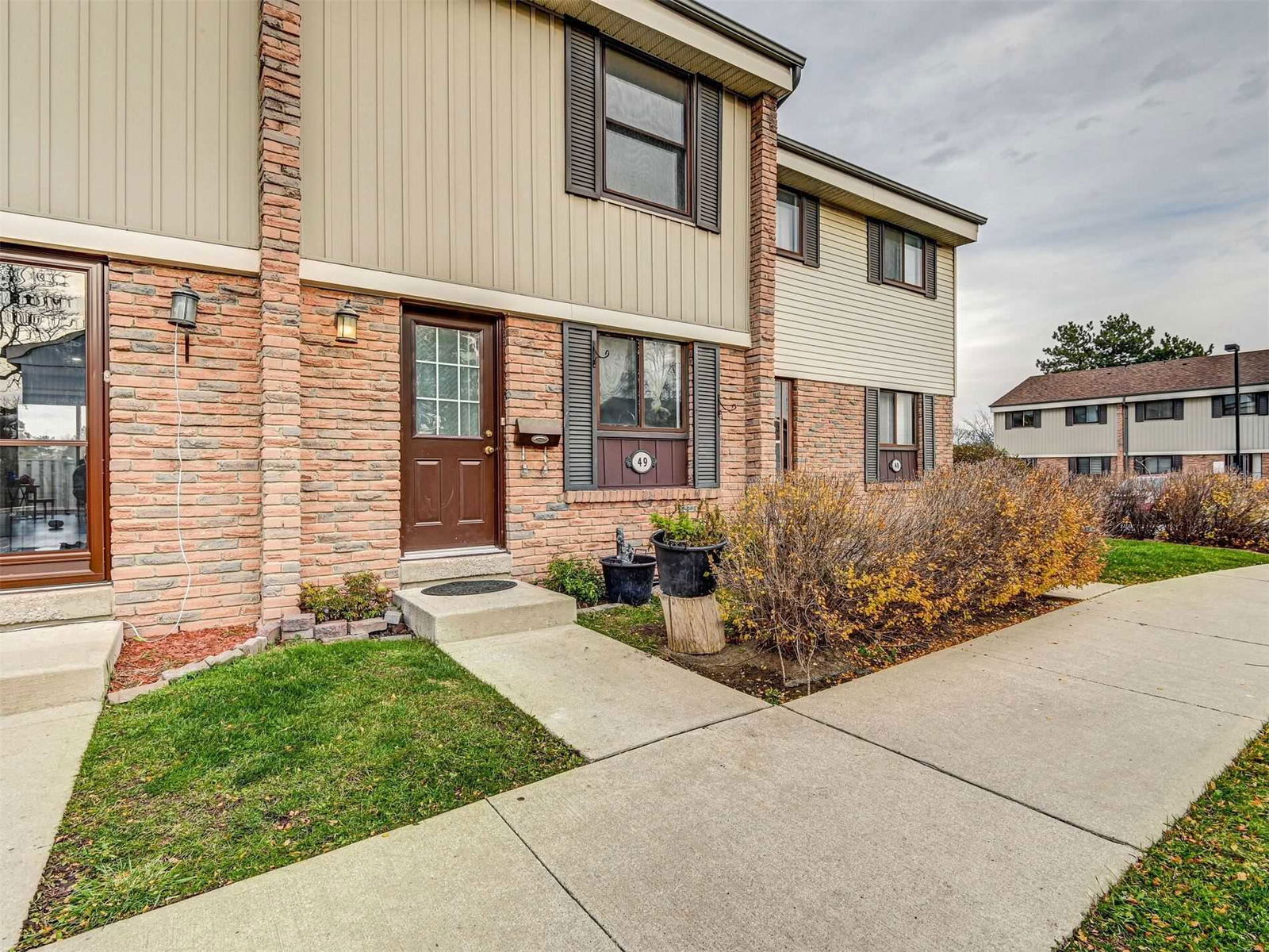 2779 Gananoque Drive Townhomes, Mississauga, Toronto