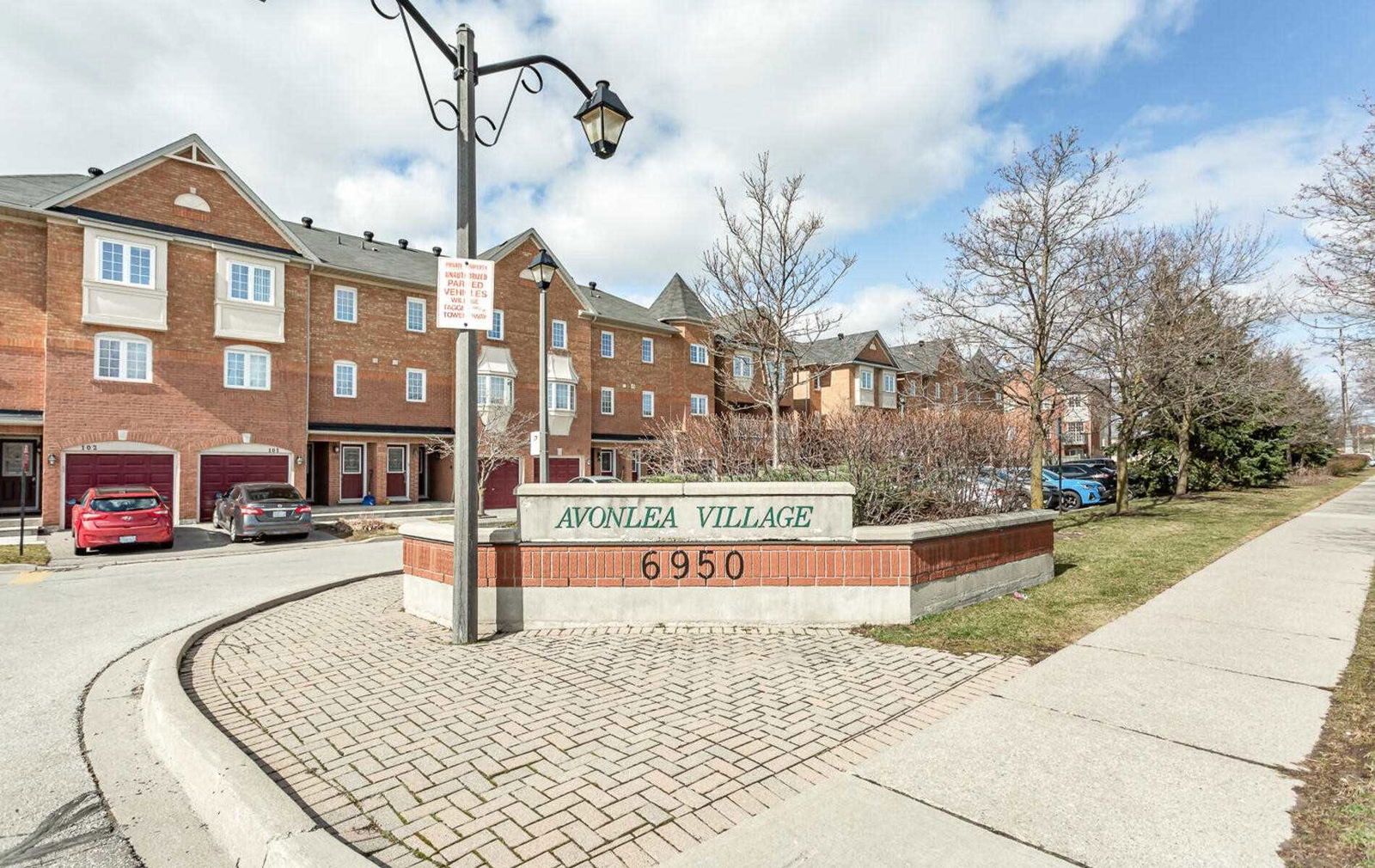 Avonlea Village Townhomes, Mississauga, Toronto