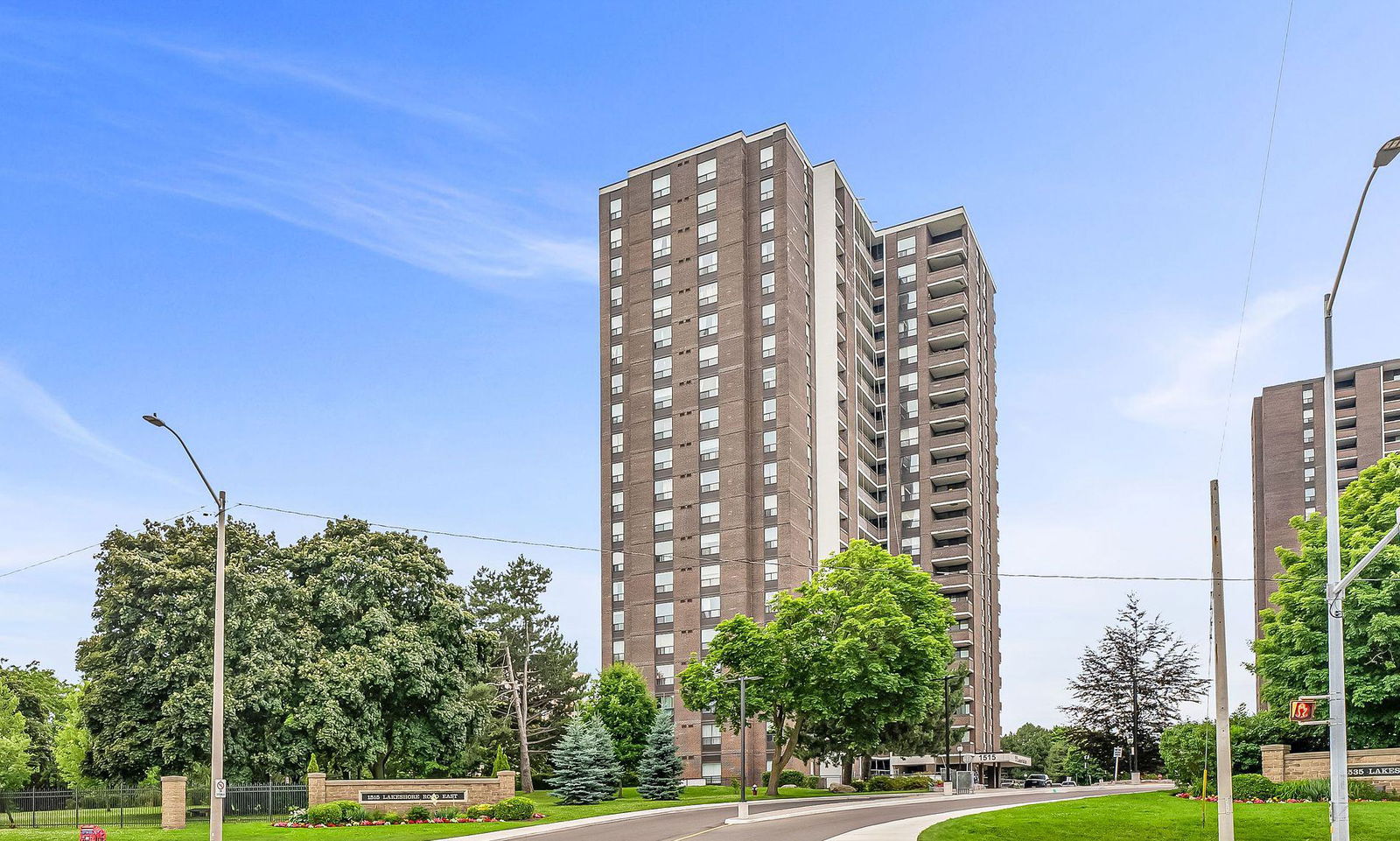 1515 Lakeshore Road East Condos, Mississauga, Toronto