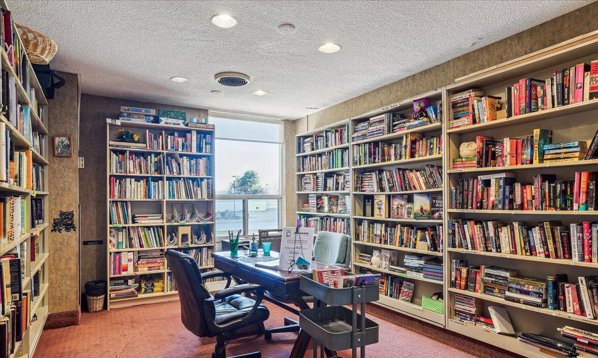 Library — 1535 Lakeshore Road East Condos, Mississauga, Toronto