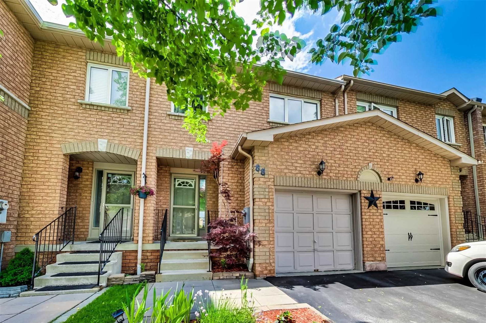 200 Cresthaven Road Townhomes, Brampton, Toronto