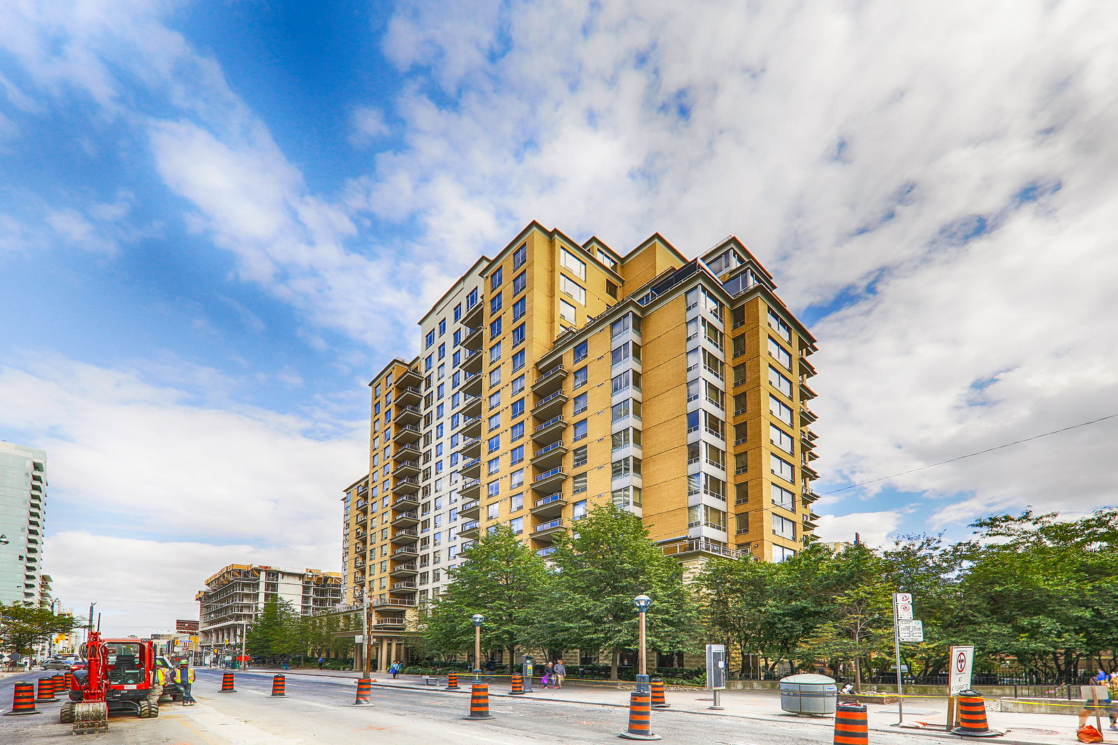 Exterior — Eglinton Place, Midtown, Toronto