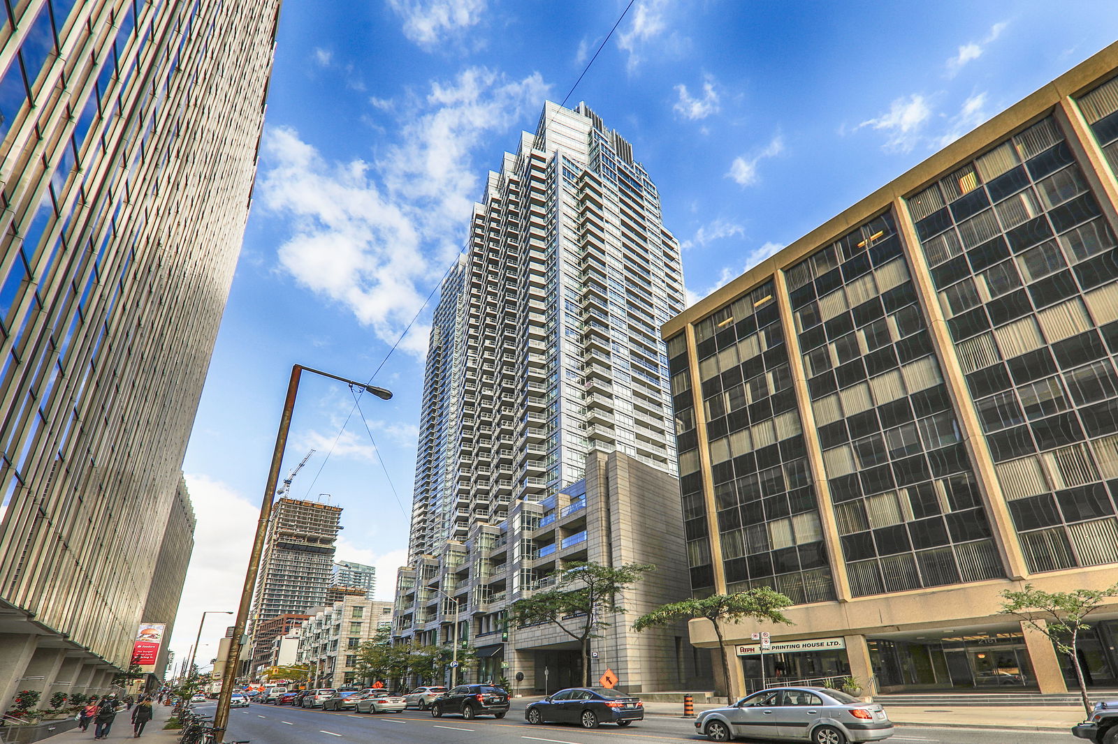 Exterior — Quantum South Tower, Midtown, Toronto