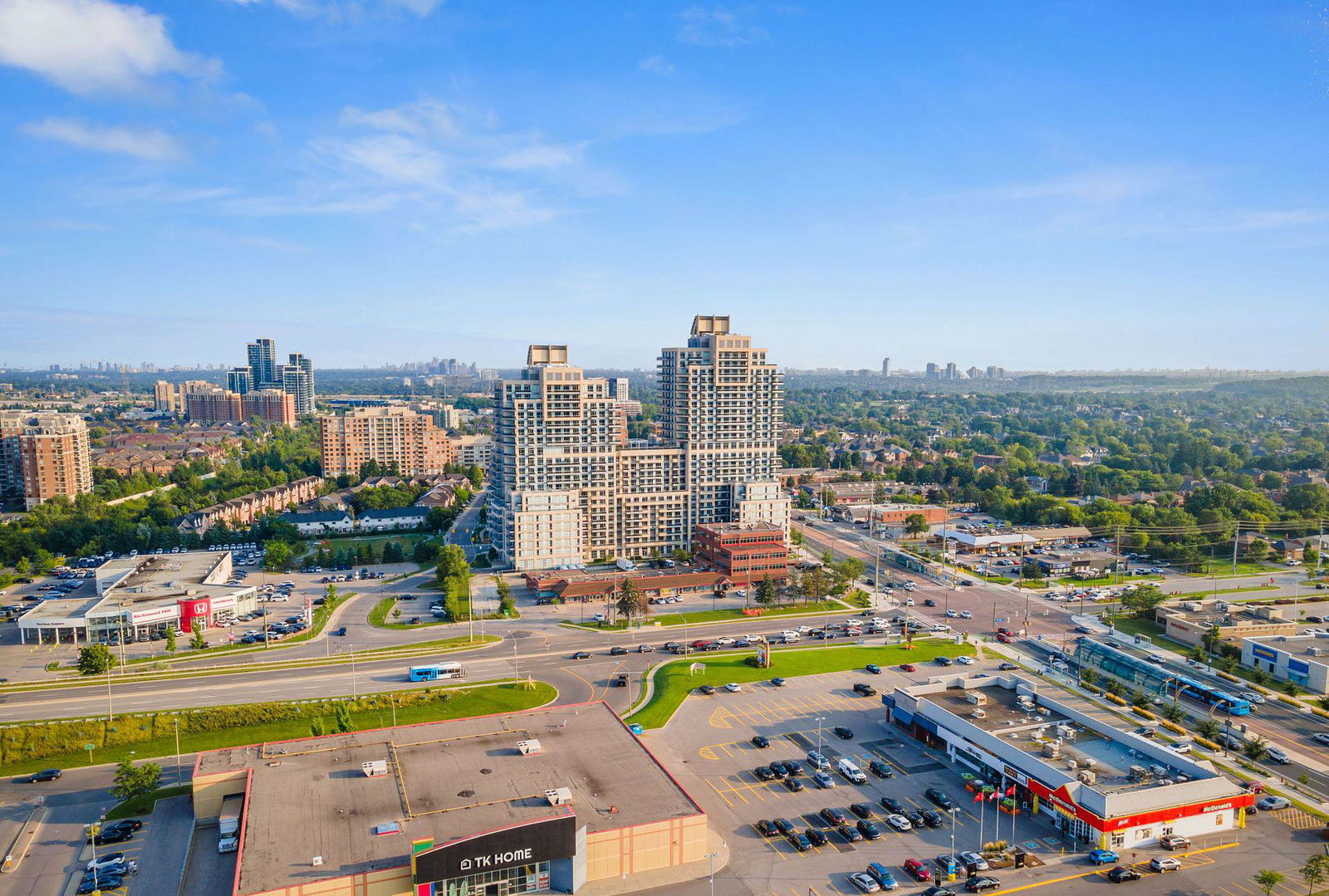 The Beverly Hills Condos, Richmond Hill, Toronto