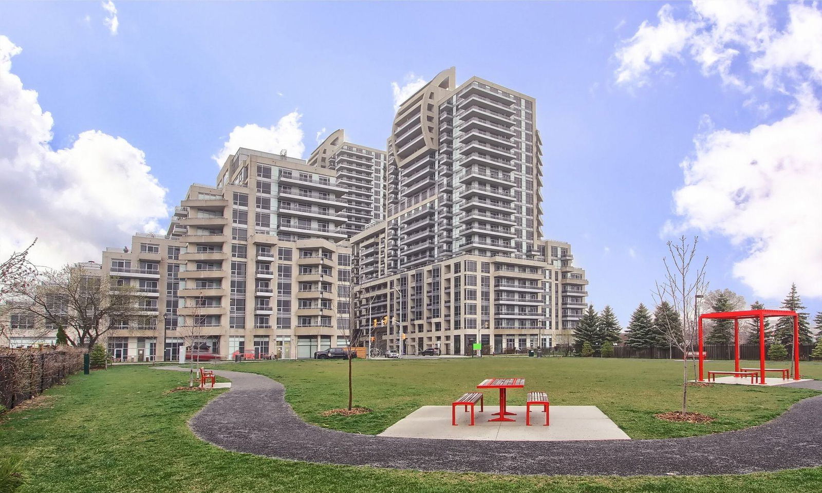 Playground — The Beverly Hills Condos, Richmond Hill, Toronto