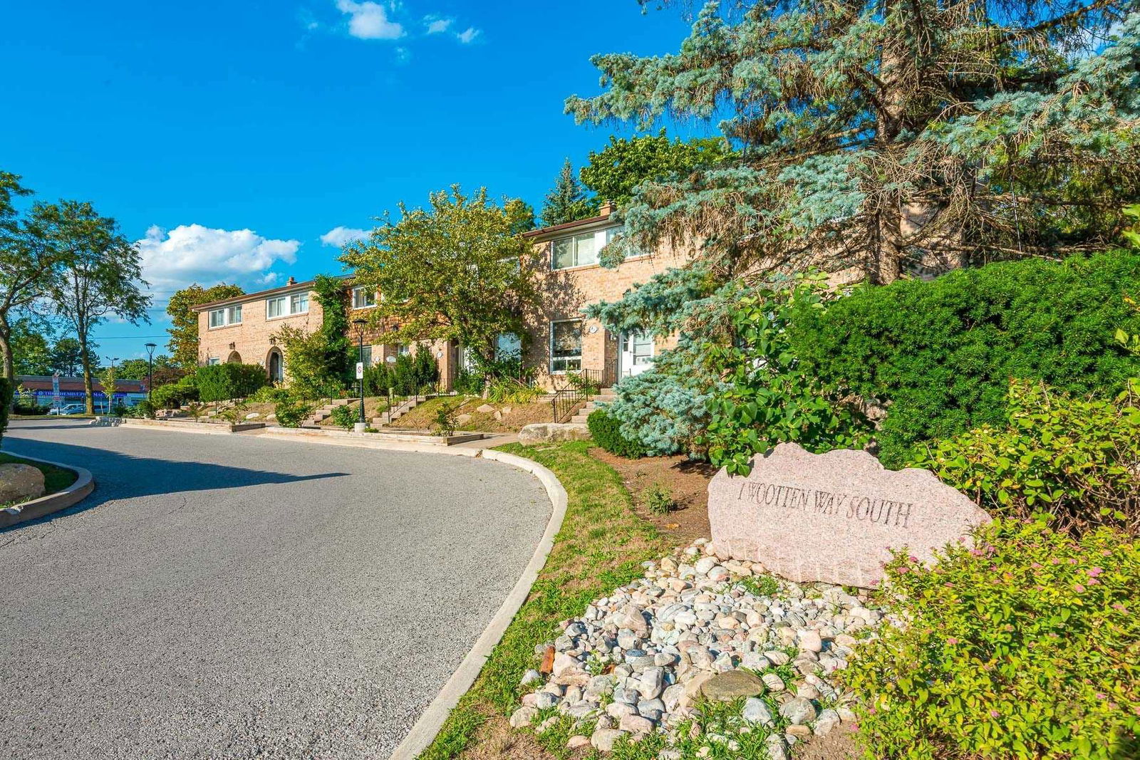 1 Wooten Way South Townhomes, Markham, Toronto