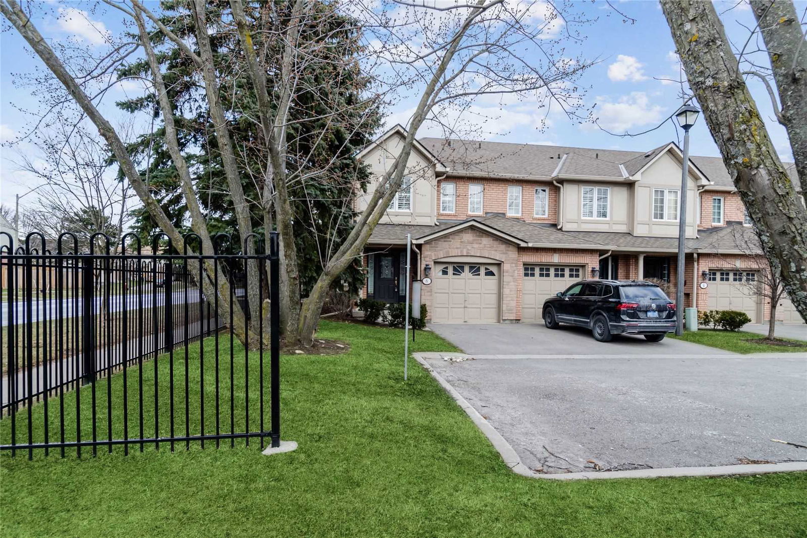 1050 Grand Boulevard Townhomes, Oakville, Toronto