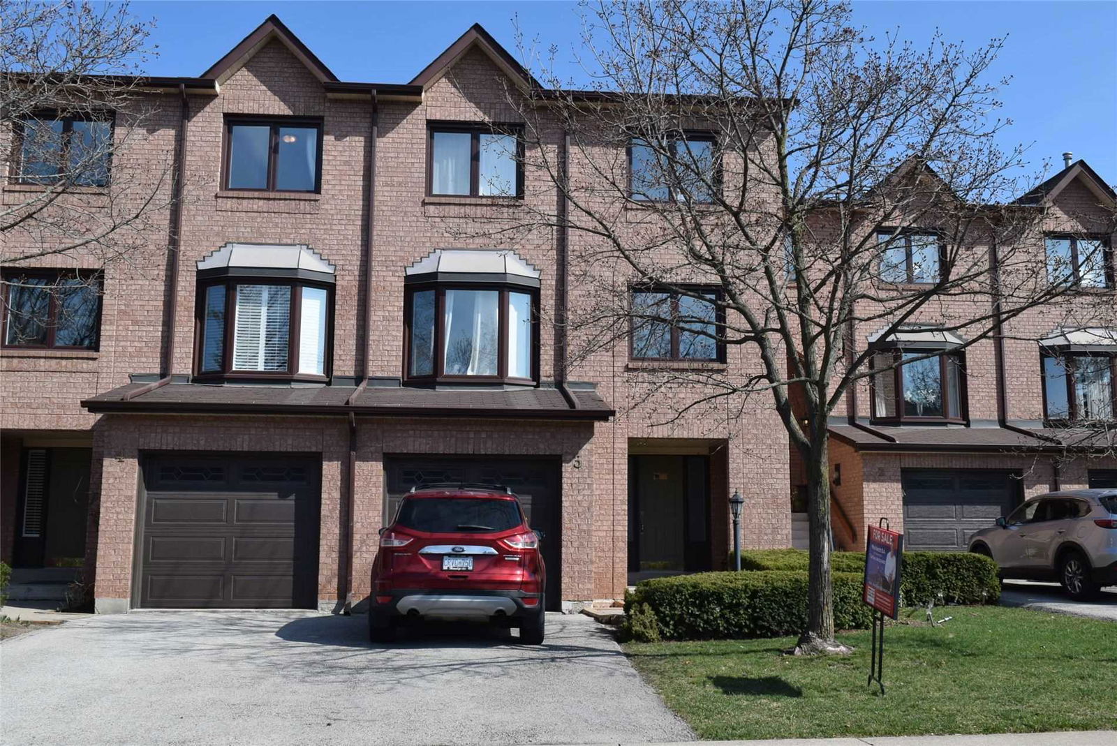 1100 Queens Avenue Townhomes, Oakville, Toronto