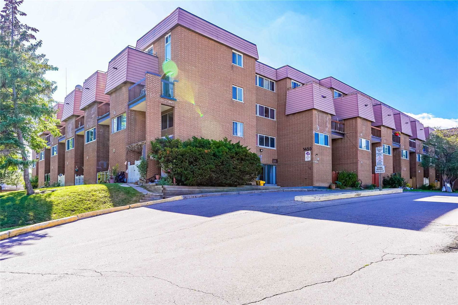 1335-1455 Williamsport Drive Condos, Mississauga, Toronto