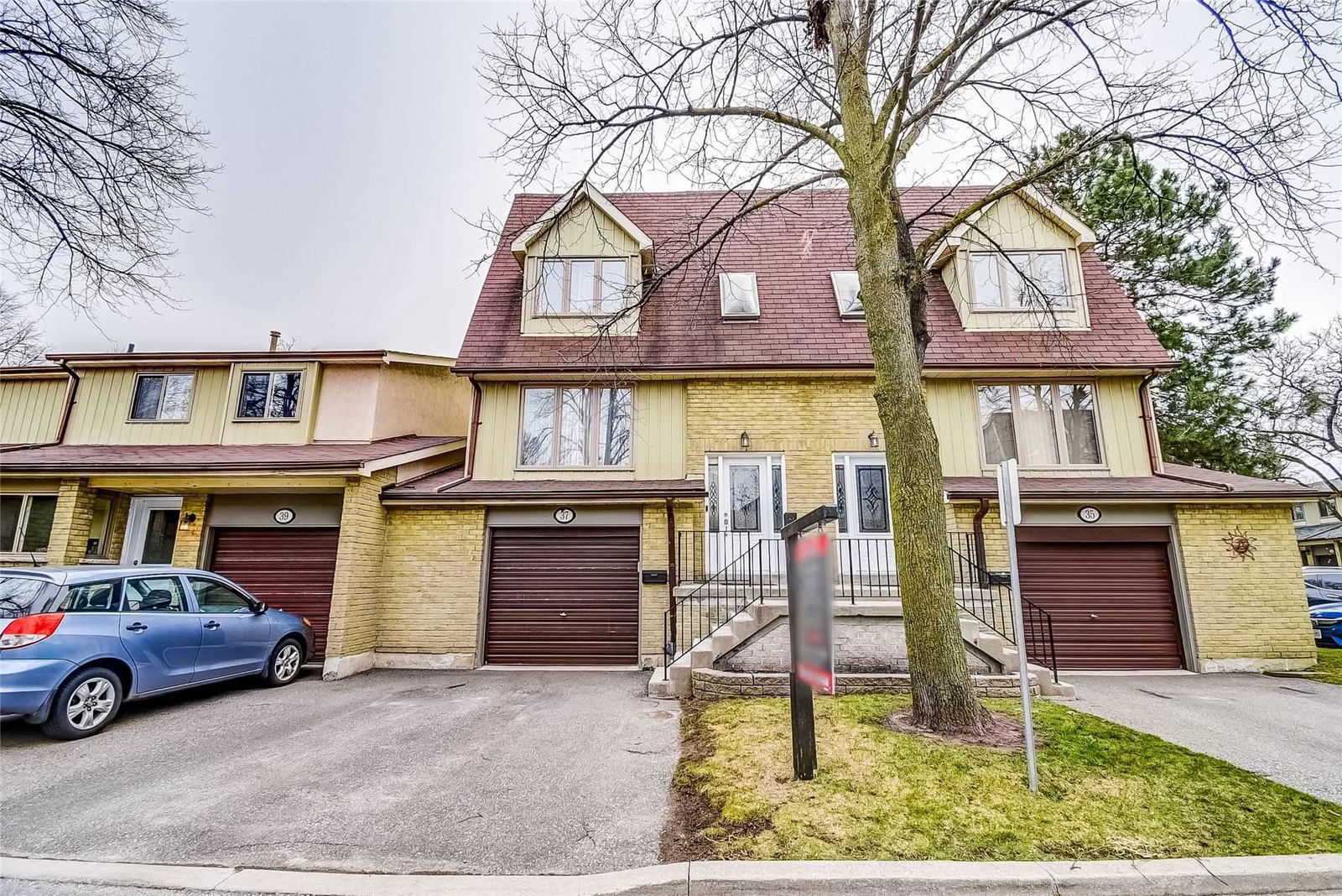 2655 Gananoque Drive Townhomes, Mississauga, Toronto