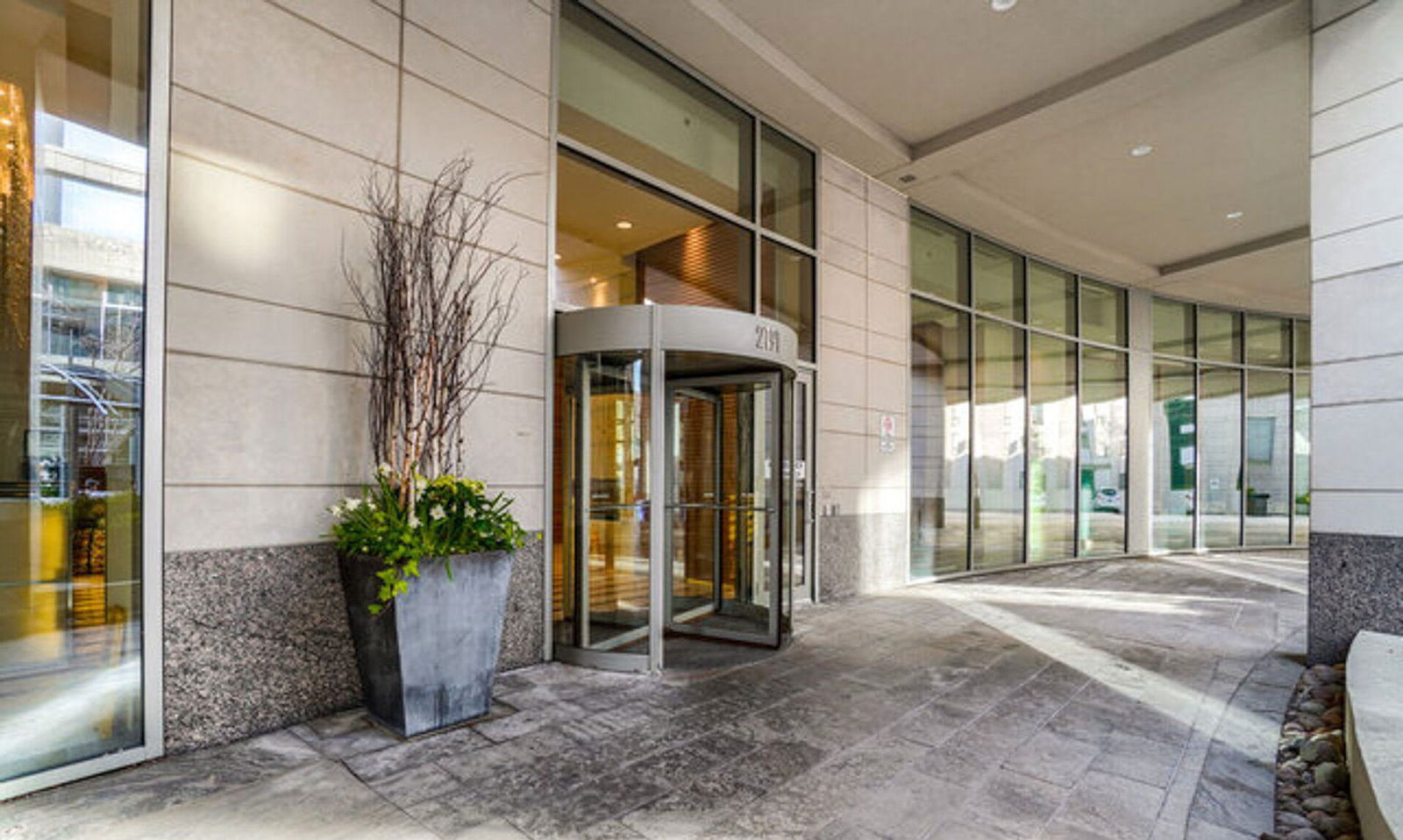 Entrance — Quantum North Tower, Midtown, Toronto