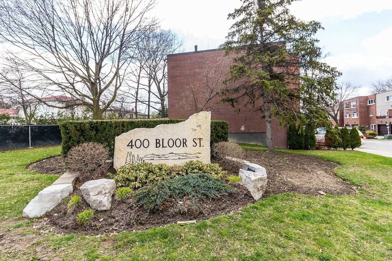 400 Bloor Street Townhomes