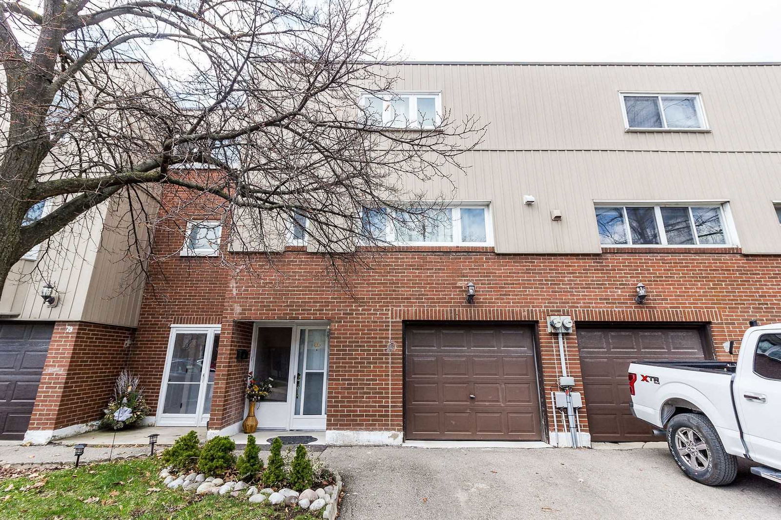 400 Bloor Street Townhomes, Mississauga, Toronto