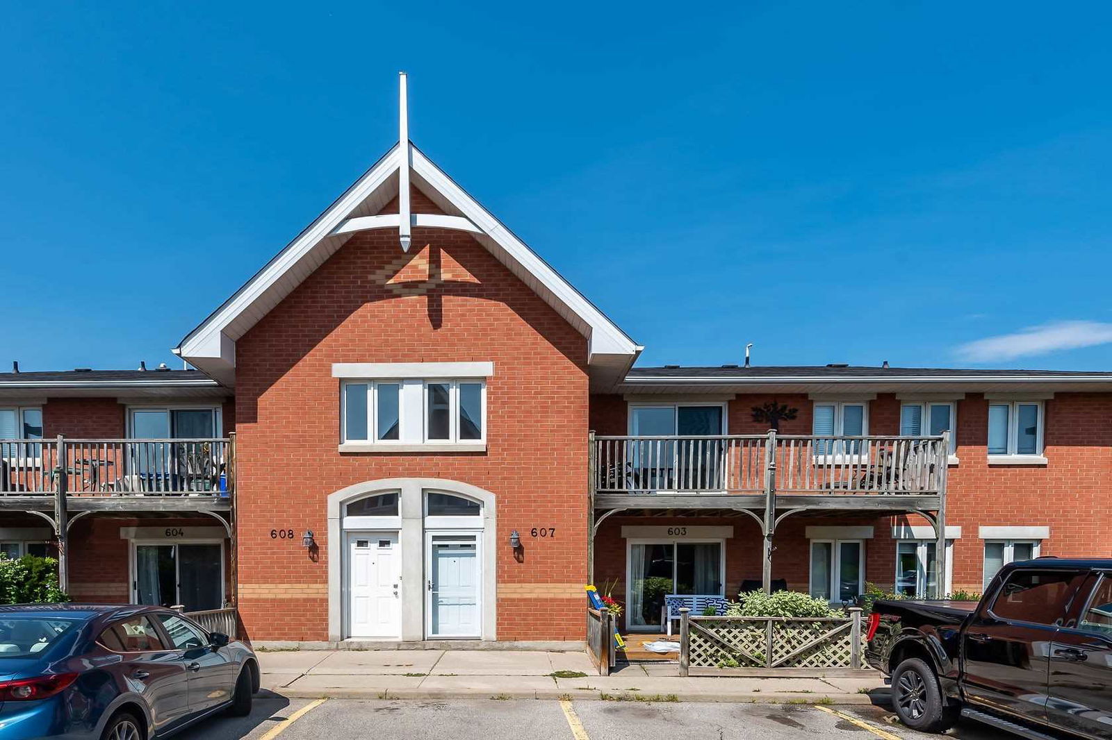 4140 Foxwood Drive Townhomes, Burlington, Toronto