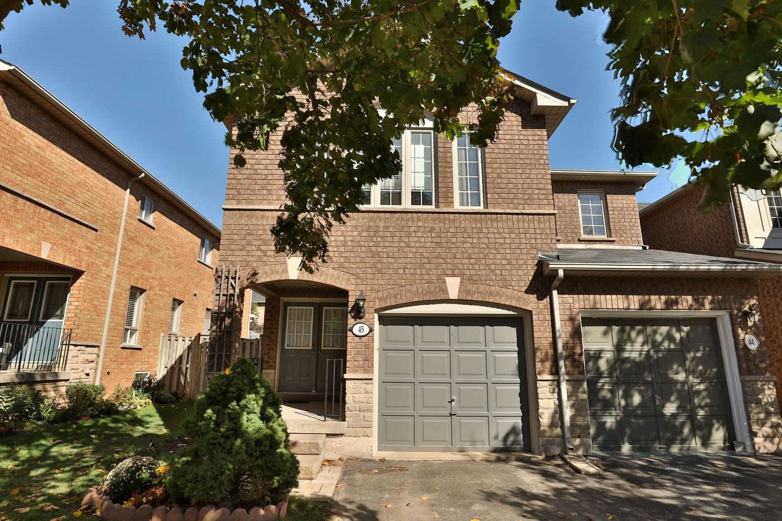 5555 Prince William Drive Townhomes, Burlington, Toronto