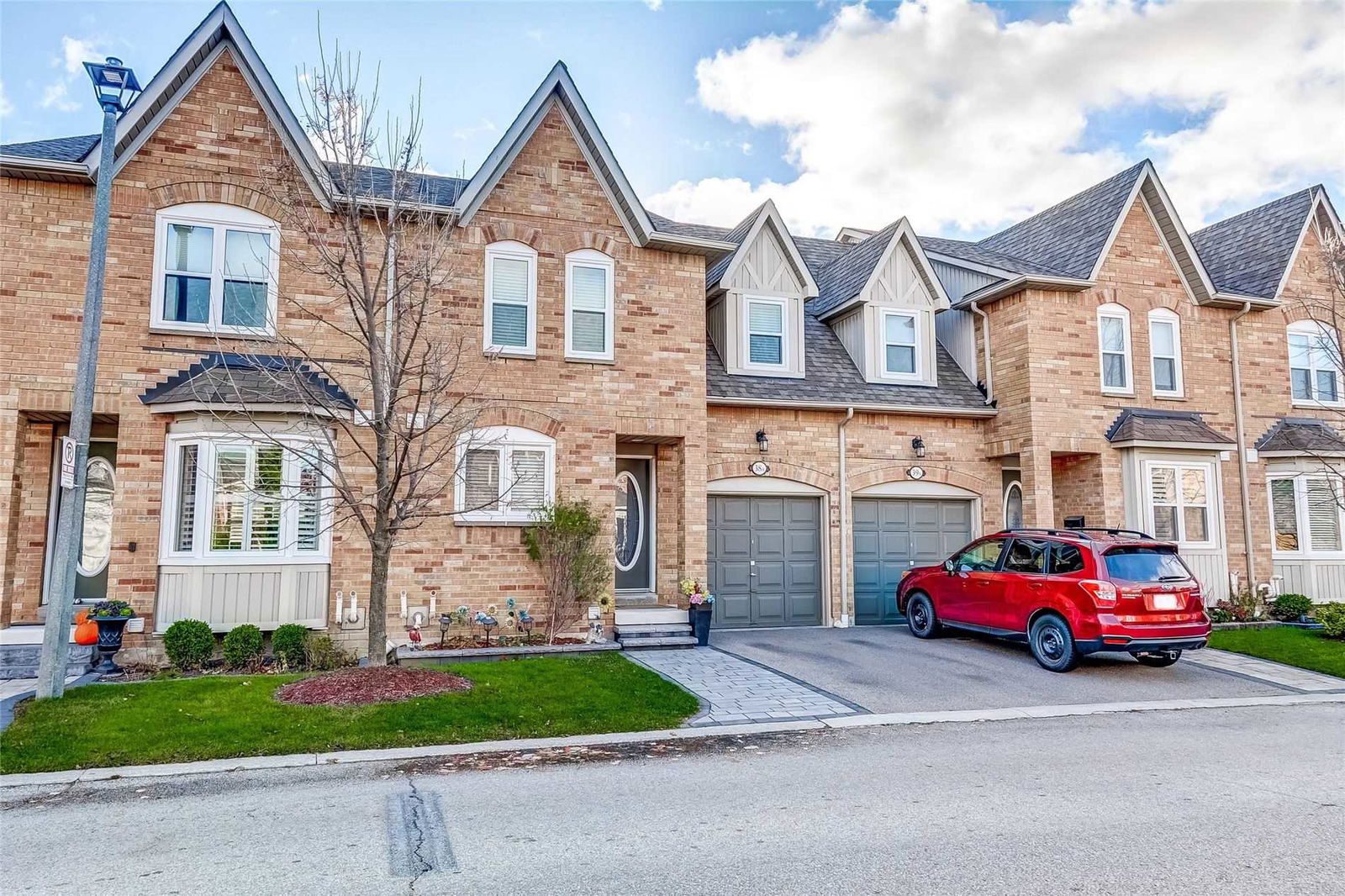 5940 Glen Erin Drive Townhomes, Mississauga, Toronto