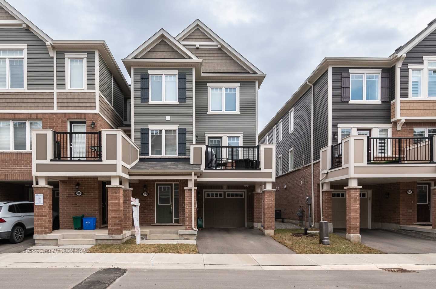 1000 Asleton Townhouses, Milton, Toronto