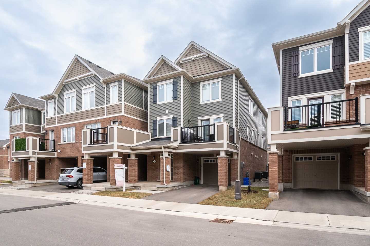 1000 Asleton Townhouses, Milton, Toronto