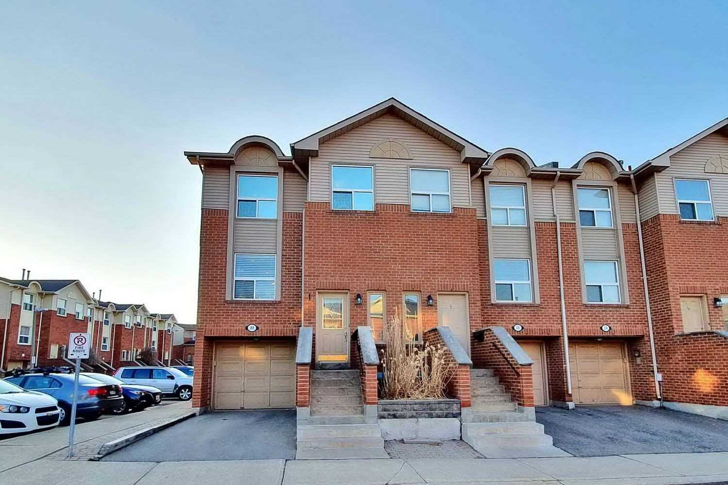 In The Abbey Townhomes, Oakville, Toronto