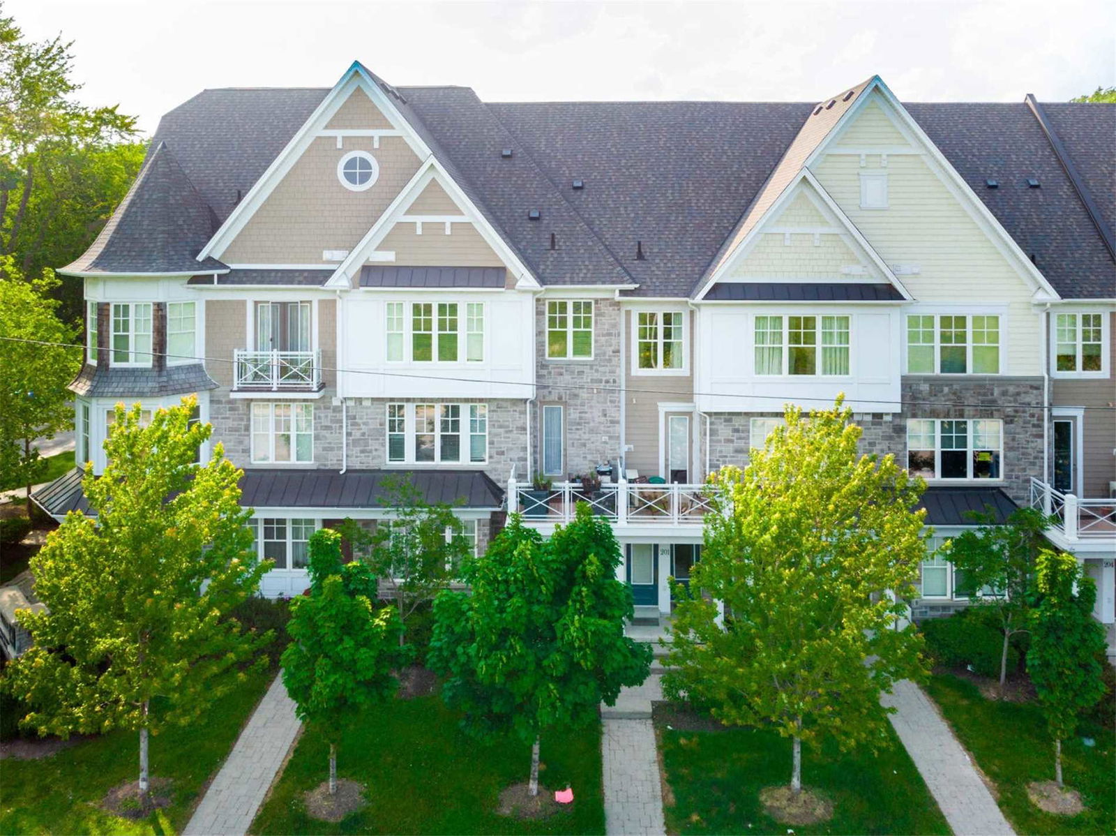 Stonewater Townhomes, Mississauga, Toronto