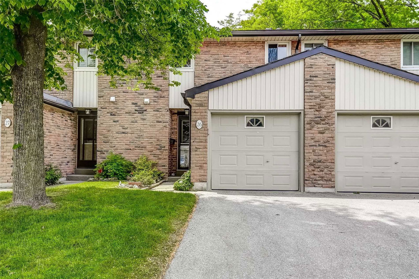 Tecumseh Village Townhomes, Burlington, Toronto