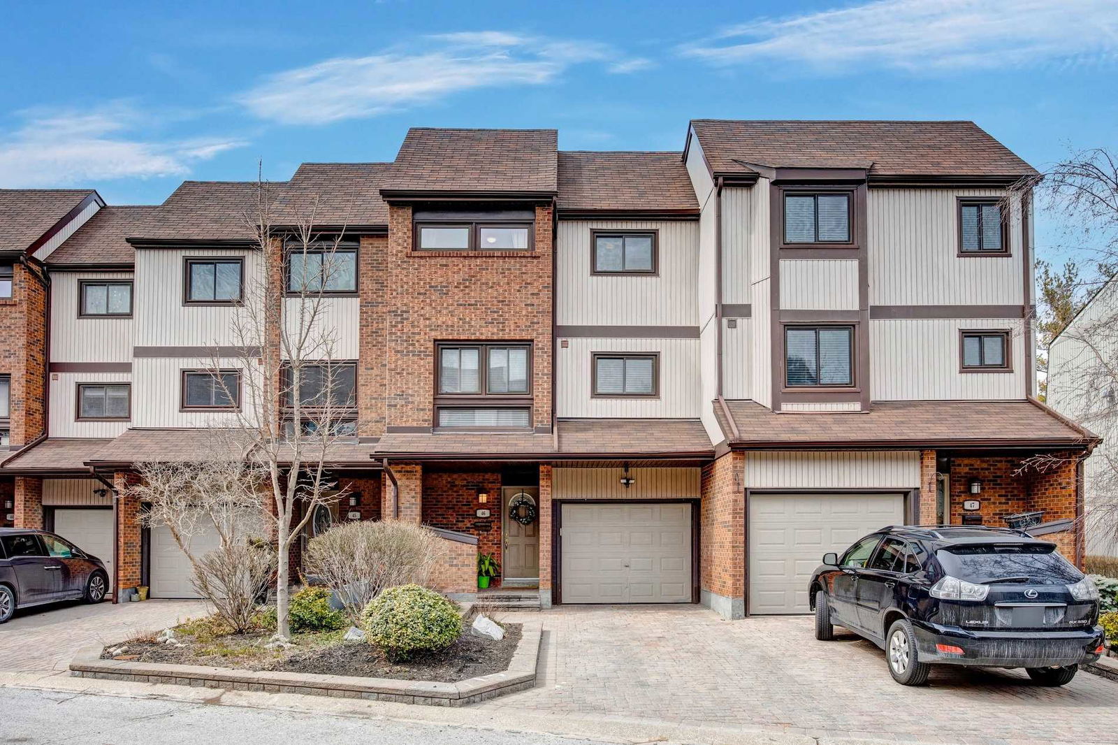 Walden Circle Townhomes, Mississauga, Toronto