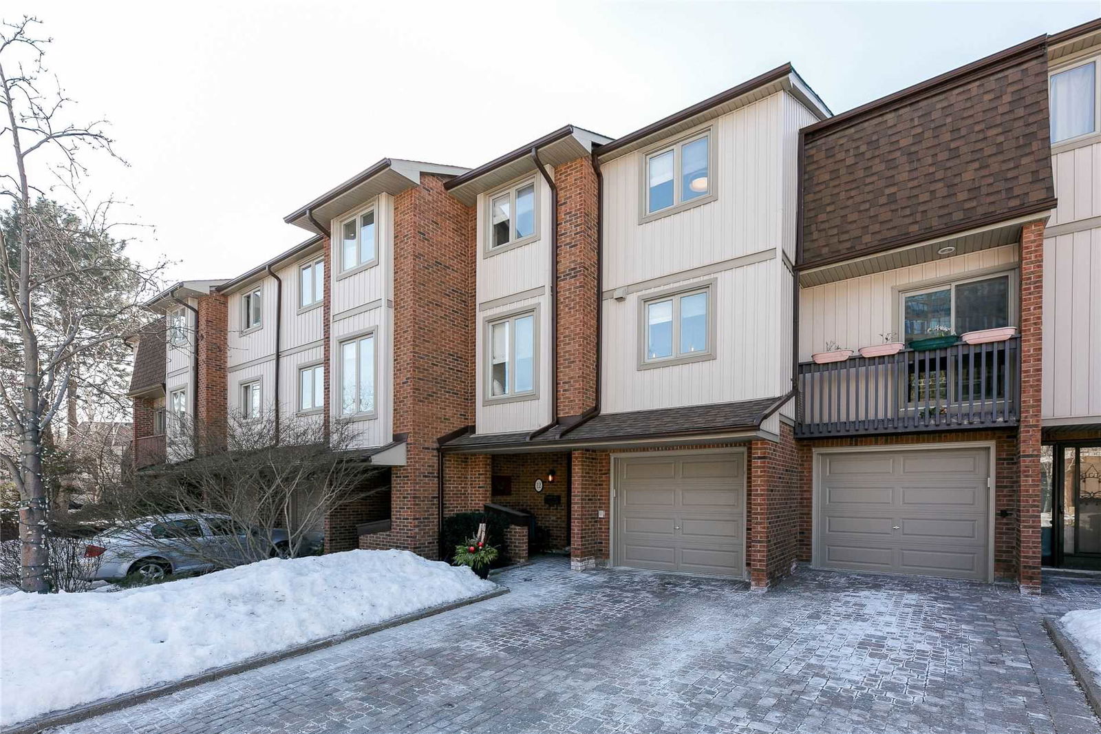 1160 Walden Circle Townhomes, Mississauga, Toronto