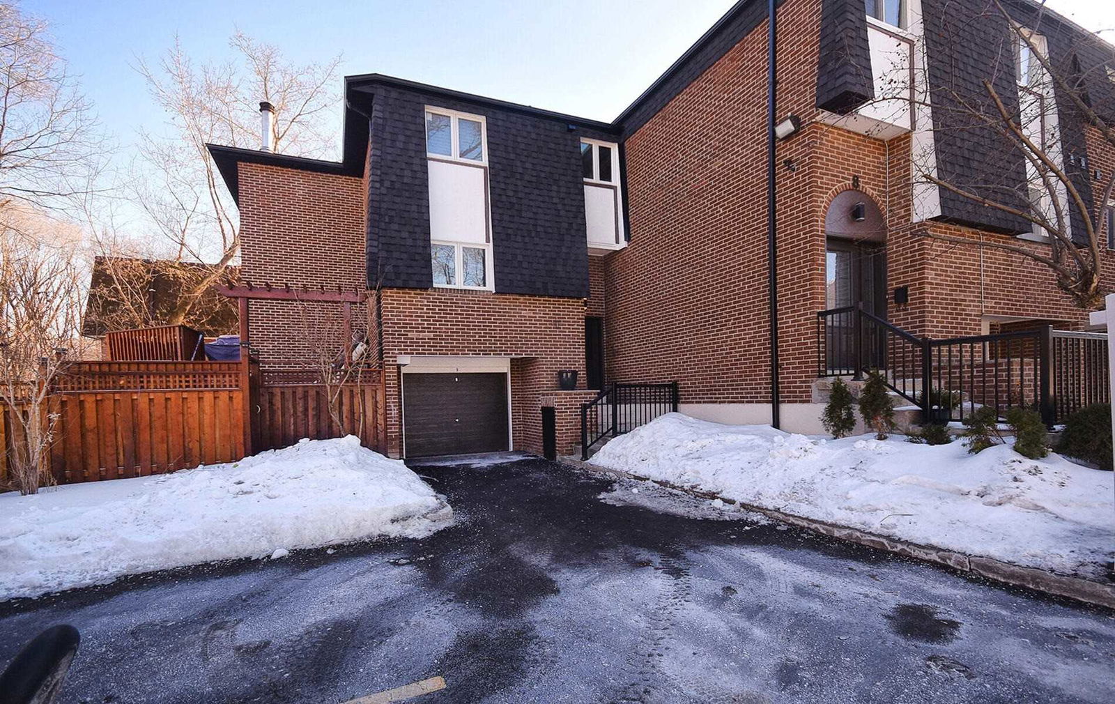 119 Henderson Avenue Townhomes, Markham, Toronto