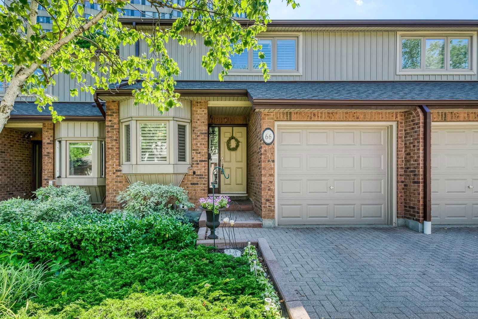 1200 Walden Circle Townhomes, Mississauga, Toronto