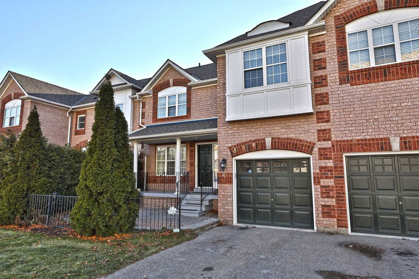 199 Hillcrest Avenue Townhomes, Mississauga, Toronto